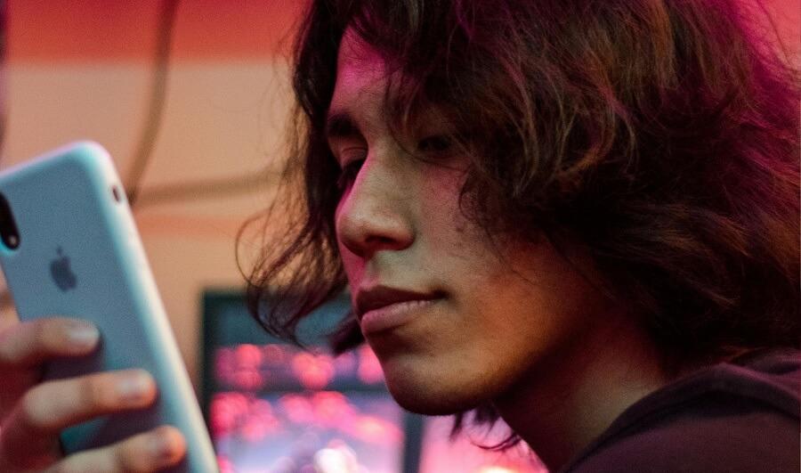 ¿Cómo influyen en los adolescentes las Redes Sociales?
